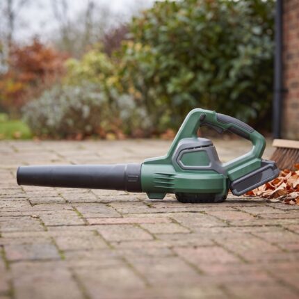 Gustwind leaf blower in full side profile showing the nozzle and battery